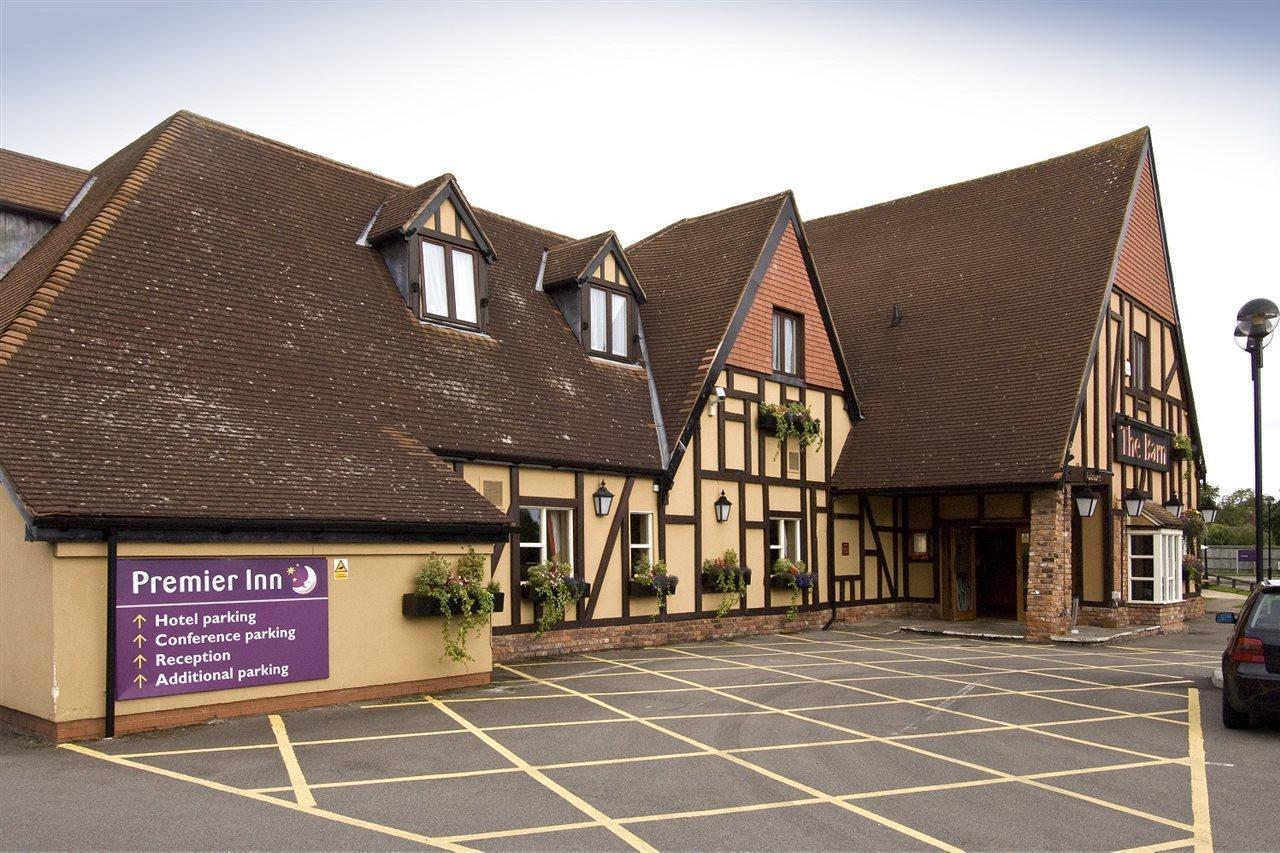 Premier Inn 索利赫尔 外观 照片