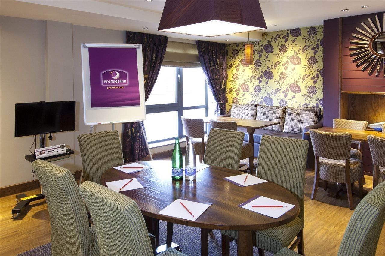 Premier Inn 索利赫尔 外观 照片