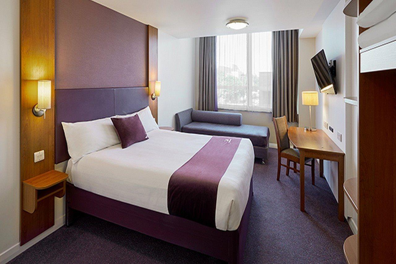 Premier Inn 索利赫尔 外观 照片
